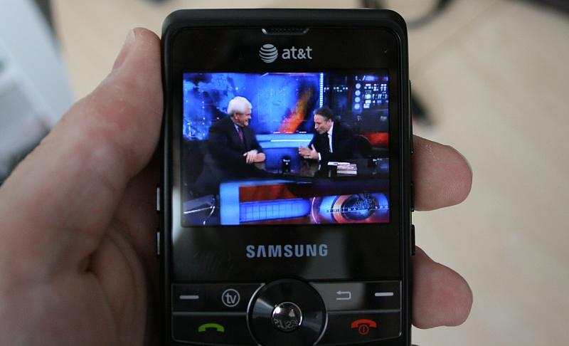 Illustration for article titled Lightning Review: Samsung Access Mobile TV Phone for AT&T